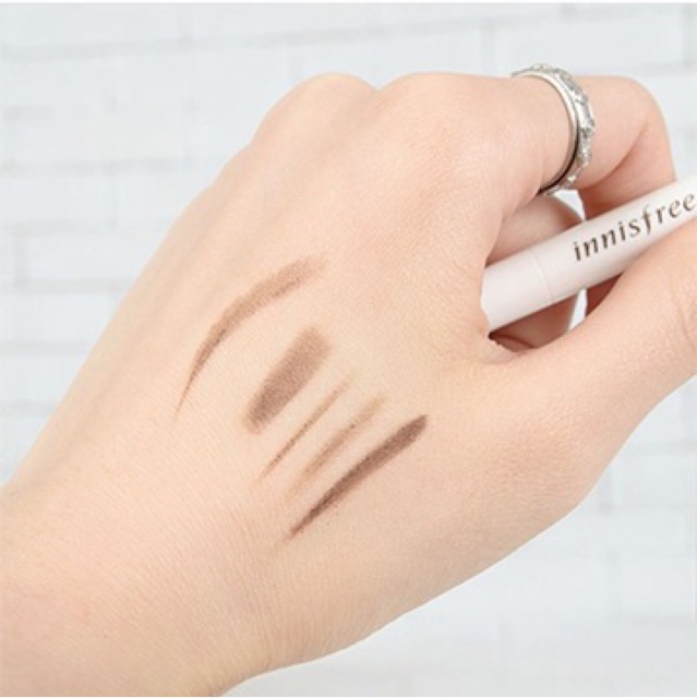 Chì kẻ mày Innisfree Auto Eyebrow Pencil | BigBuy360 - bigbuy360.vn
