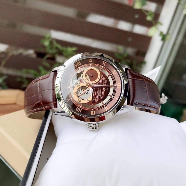 Đồng hồ nam Bulova 96A120