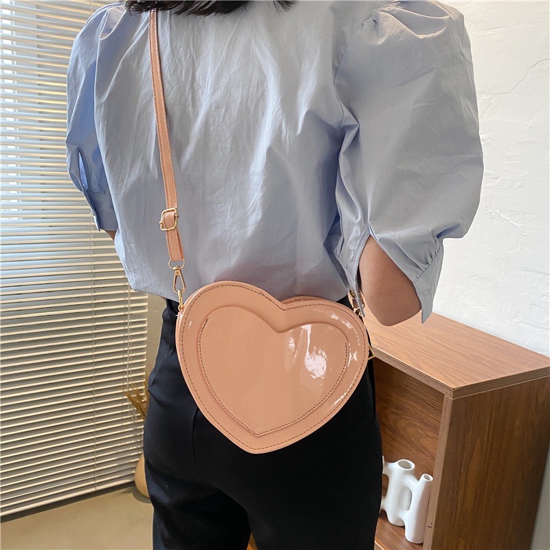 Túi đeo chéo thiết kế mới đơn giản thời trang dành cho mùa xuân năm 2021