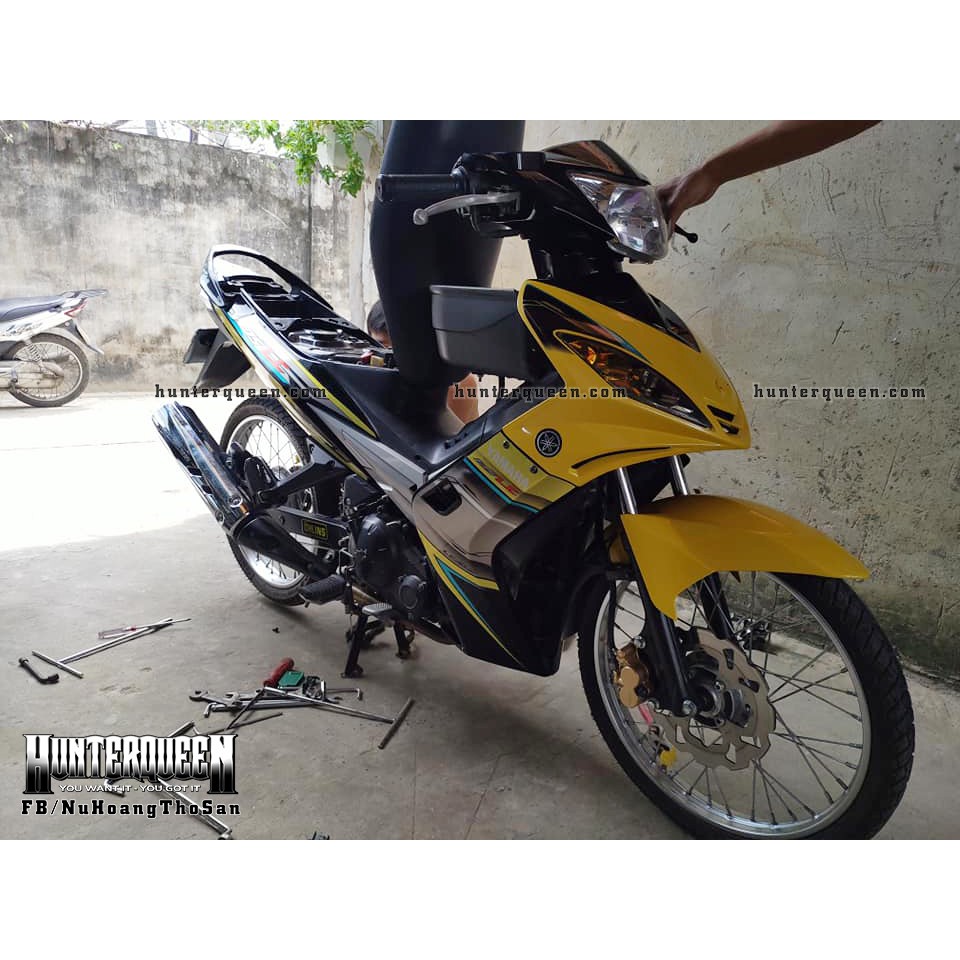 Tem xe Exciter 2009 đẹp - Tem LC vàng đen - Kéo qua để xem thêm mẫu tem - Tùy chỉnh theo yêu cầu