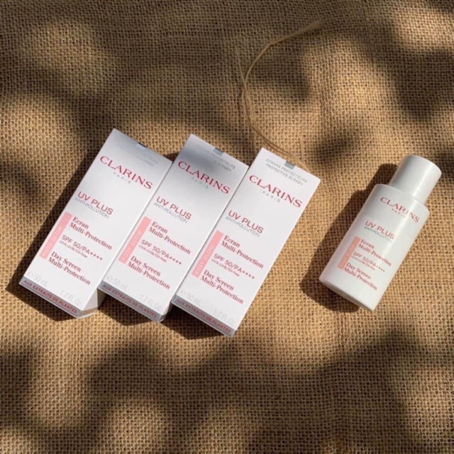 Kem chống nắng Clarins Rosy Glow 50ml