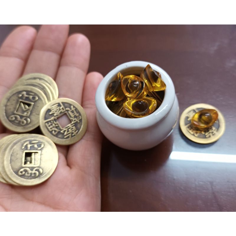 Hủ đồng xu thỏi vàng mini để bàn kích hoạt tài lộc
