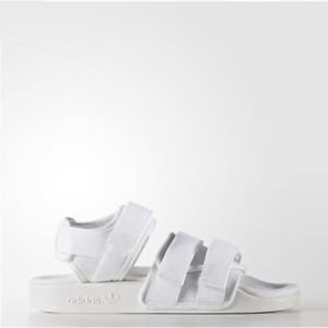 Sandanl Adidas