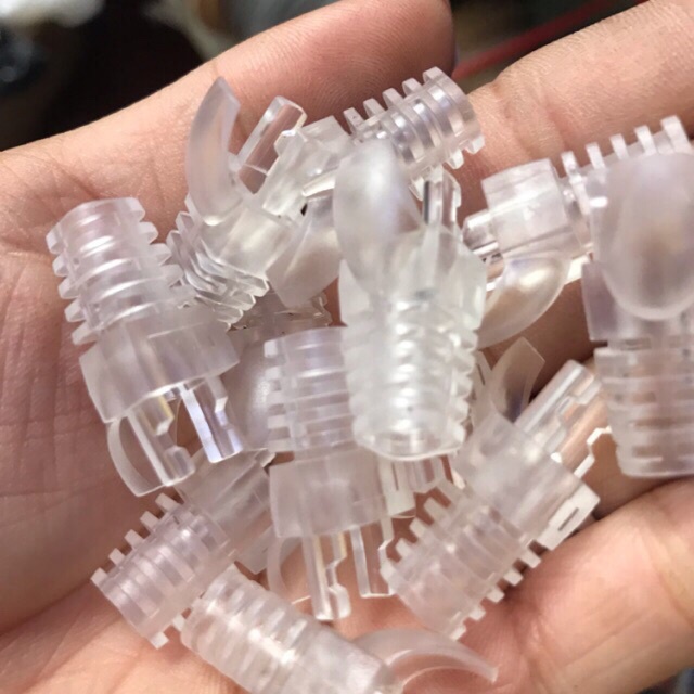 Đầu chụp hạt mạng nhựa RJ45 có móc gài cao cấp cho cat5e, cat6 . Hàng chất lượng cao