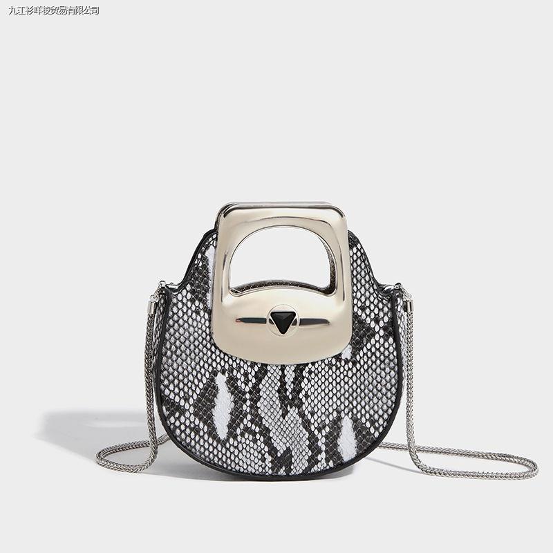 Túi Đeo Chéo mini Phong Cách Mới 2022 Thời Trang Xuân Hè Sang Trọng Cho Nữ