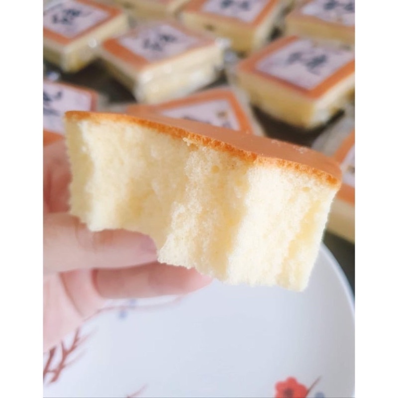 ❤️RẺ VÔ ĐỊCH❤️1 Chiếc Bánh Bông Lan Sữa Mông Lép Purecake date mới