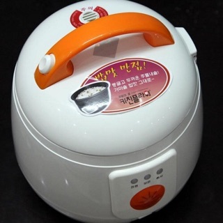 Nồi cơm điện Cookin RM-NA05
