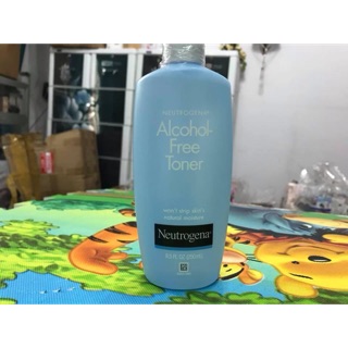 Nước Hoa Hồng Không Cồn Neutrogena Alcohol Free Toner 250ml chuẩn Mỹ