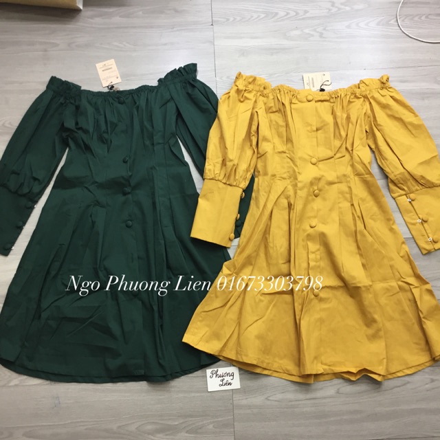 Váy trễ vai khuy bọc