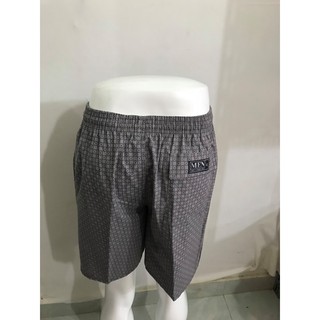 Quần đùi sọc caro