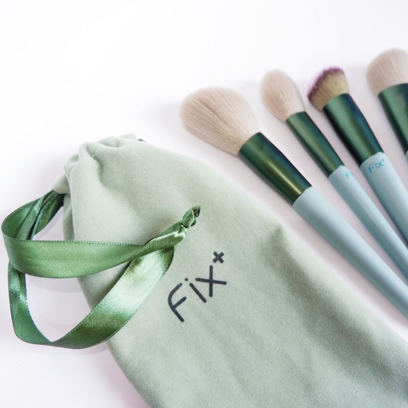 Bộ cọ trang điểm 13 cây FIX+ tặng kèm túi nhung - Bộ cọ makeup đi du lịch 13 món có túi đựng tiện dụng