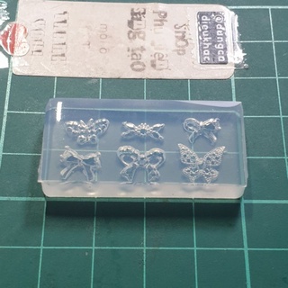 Khuôn charm nơ bé k-1cm
