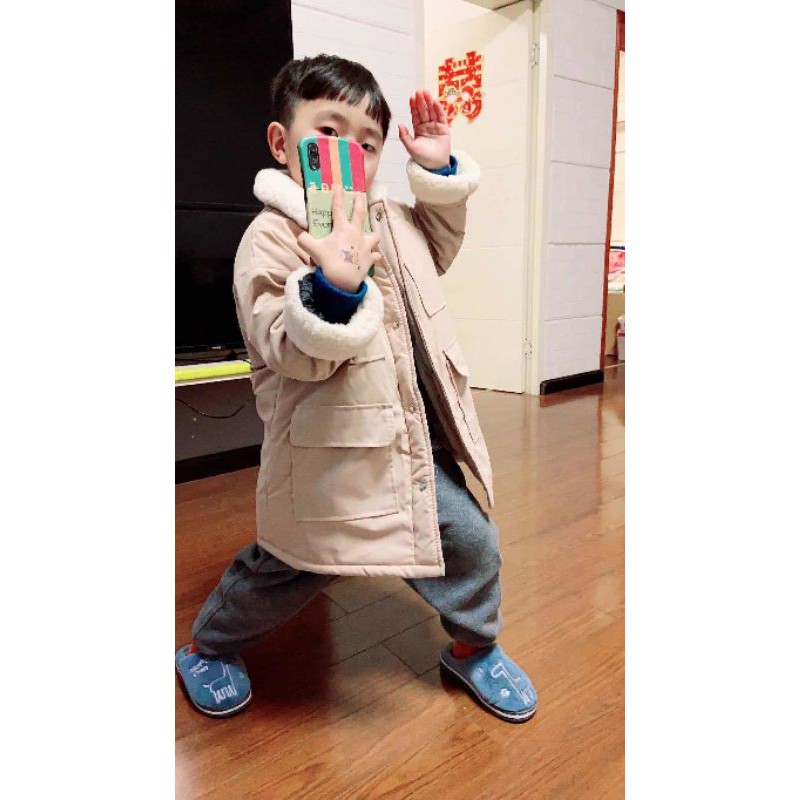 Áo khoác thô kaki lót lông mềm mịn cho bé trai và bé gái