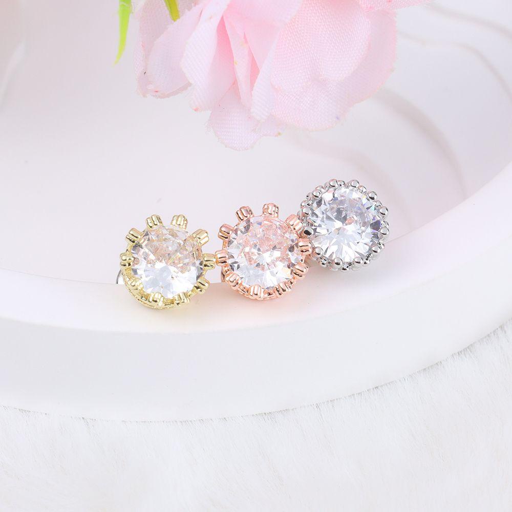 1 Đôi Bông Tai Hình Vương Miện Đính Đá Zircon Thời Trang Cổ Điển Cho Nam Và Nữ