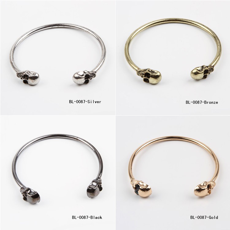 Vòng tay hợp kim hình đầu lâu phong cách gothic cá tính
