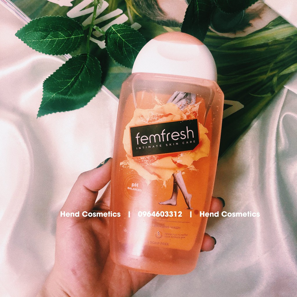 Dung dịch vệ sinh phụ nữ Femfresh Daily Intimate Wash 250ml - Màu Cam