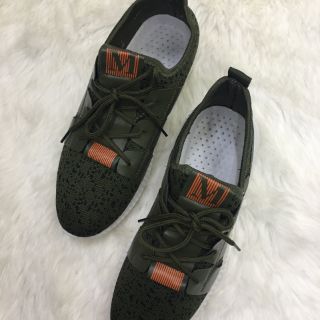 Giày sneaker nam buộc dây phối da sườn