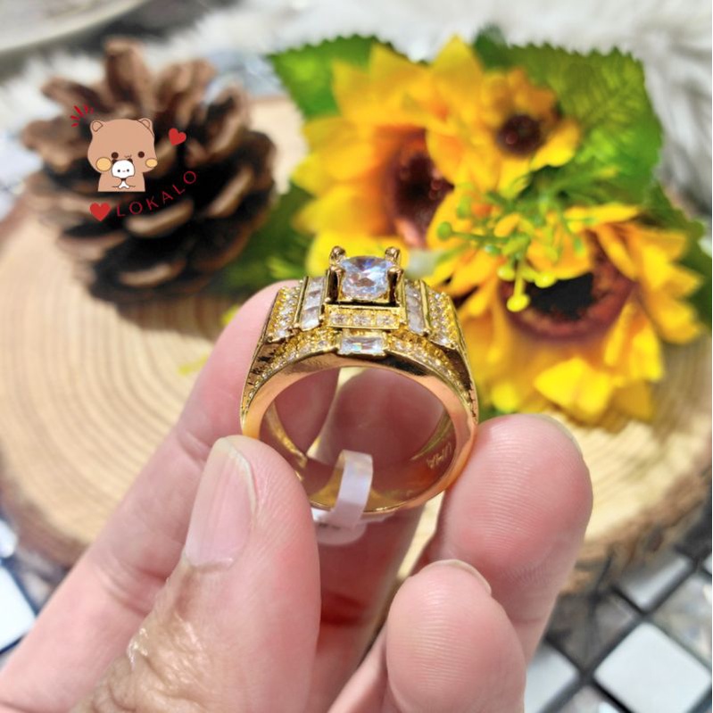 (Có Video) Nhẫn Nam Mạ Vàng 18k Loại Cao Cấp Y Thật Lokalo - Tay Người Đeo Sáng Lấp Lánh Như Đại Gia Thứ Thiệt