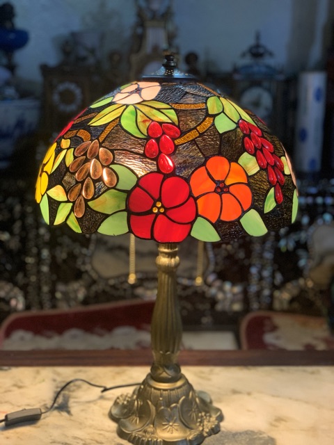 Đèn Tiffany để bàn