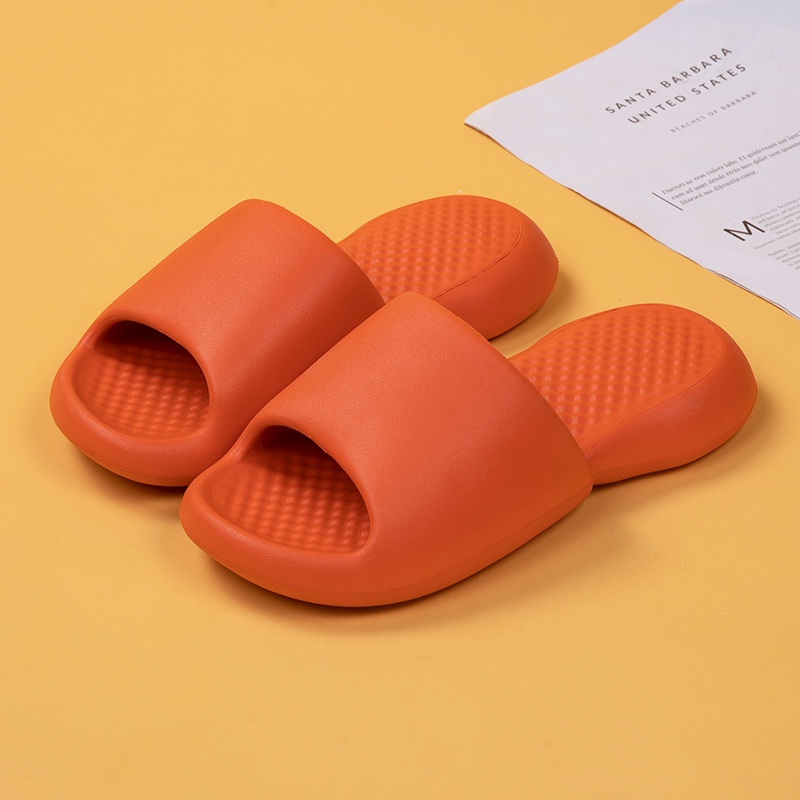 【Ready Stock】 Thick-soled slippers, simple and cute, waterproof, non-slip beach sandals, bathroom slippers, soft and comfortable couple slippers, multi-color optional integrated design slippers