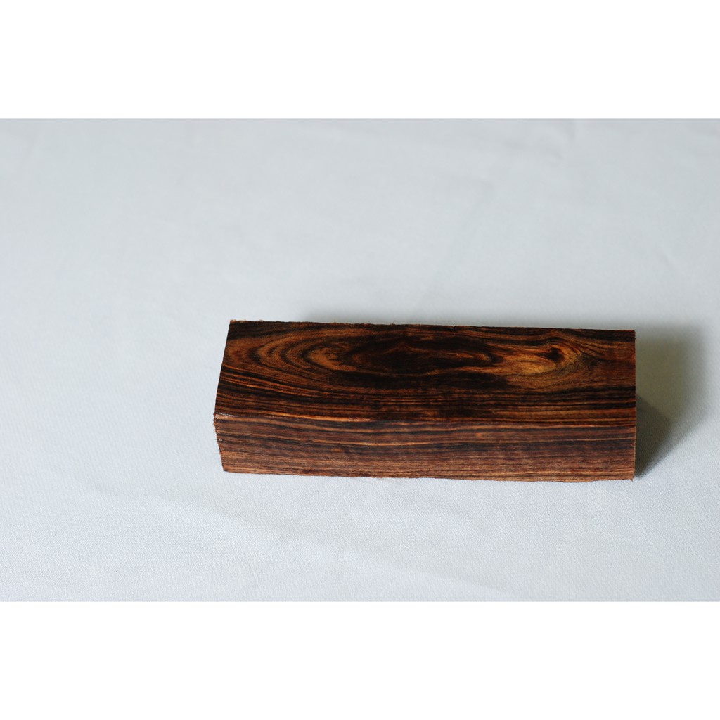 Phôi gỗ cẩm làm cán dao cao cấp các loại 13 x 4 x 3cm