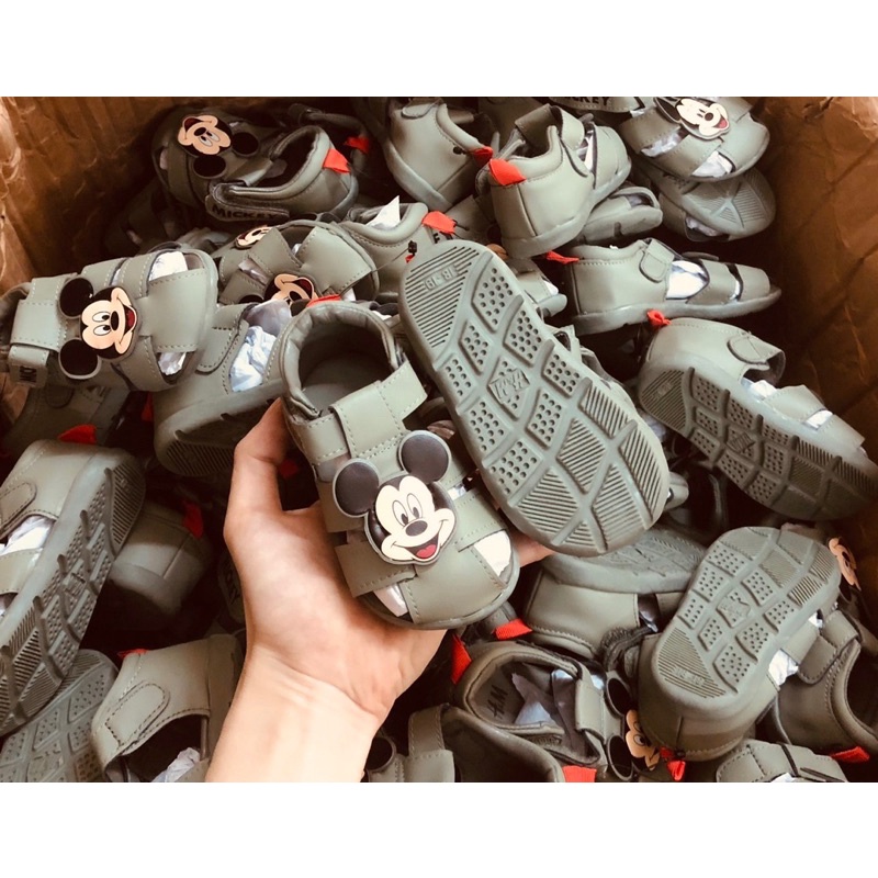 Sandal rọ hm mickey và minnie cho bé trai bé gái size chân từ 10-15cm