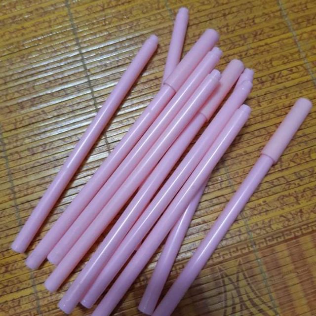 BÚT MỰC XANH