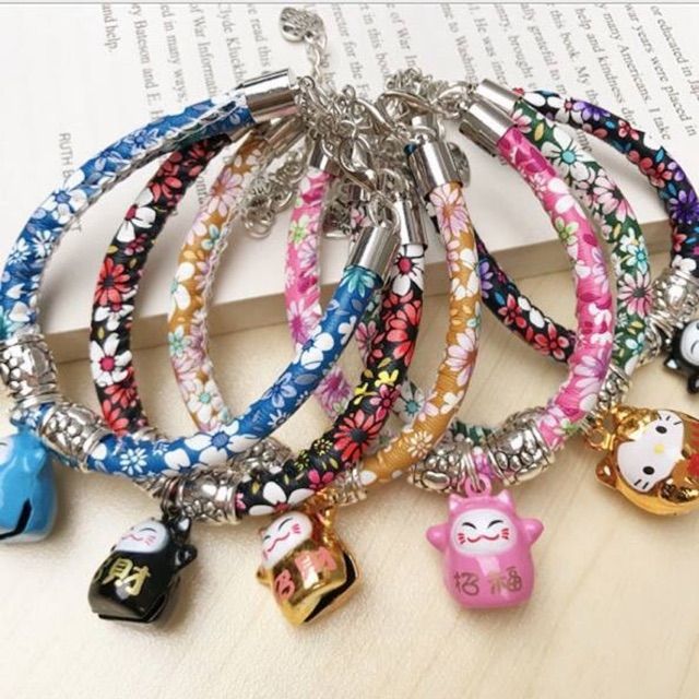 Vòng cổ mèo thần tài kèm chuông