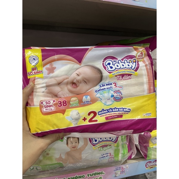 Tã dán Sơ Sinh Bobby size XS 38 miếng - cho bé sơ sinh đến 5KG