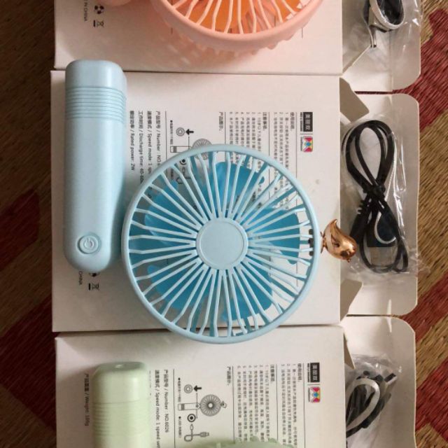 Quạt mini gấp gọn