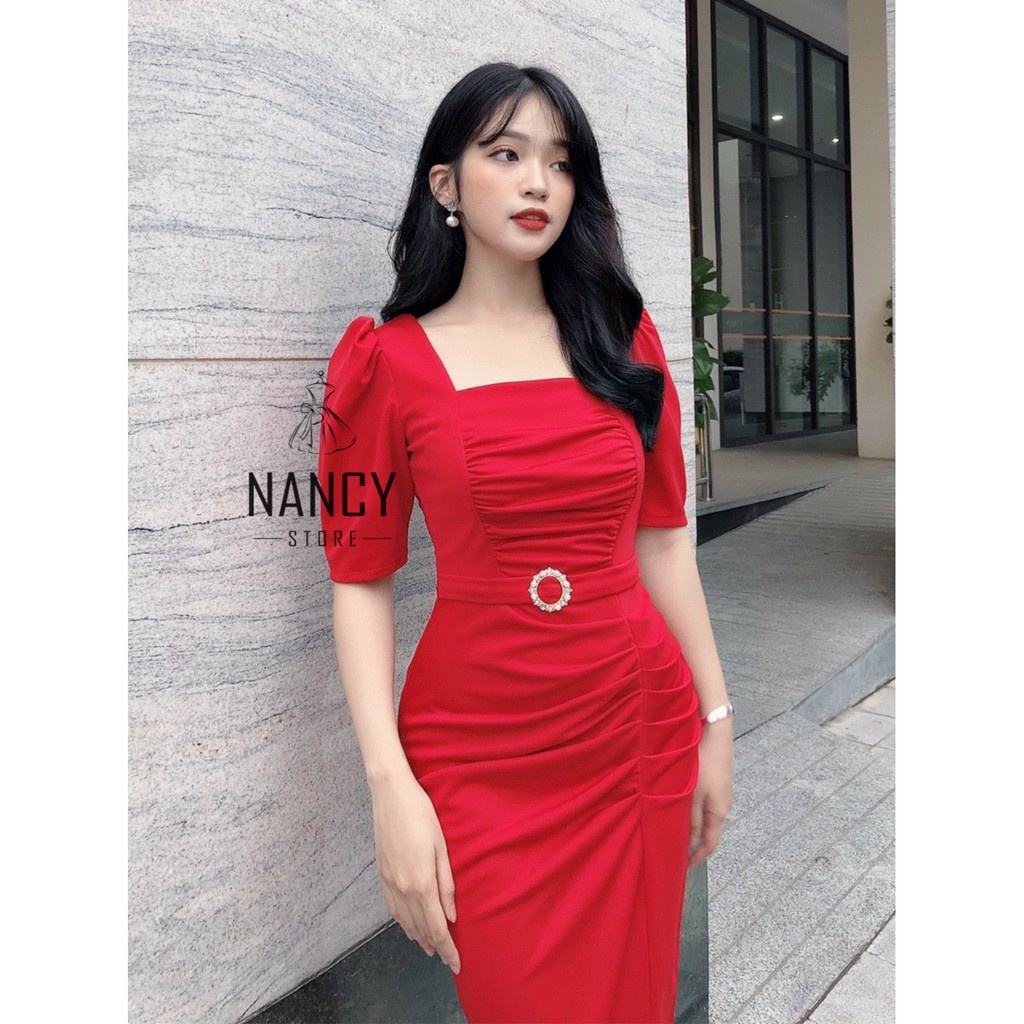 Đầm body thiết kế cổ vuông, tay bồng, nhún bụng, đai eo đá sang trọng giúp chi em tự tin hơn trong những  buổi dự tiệc