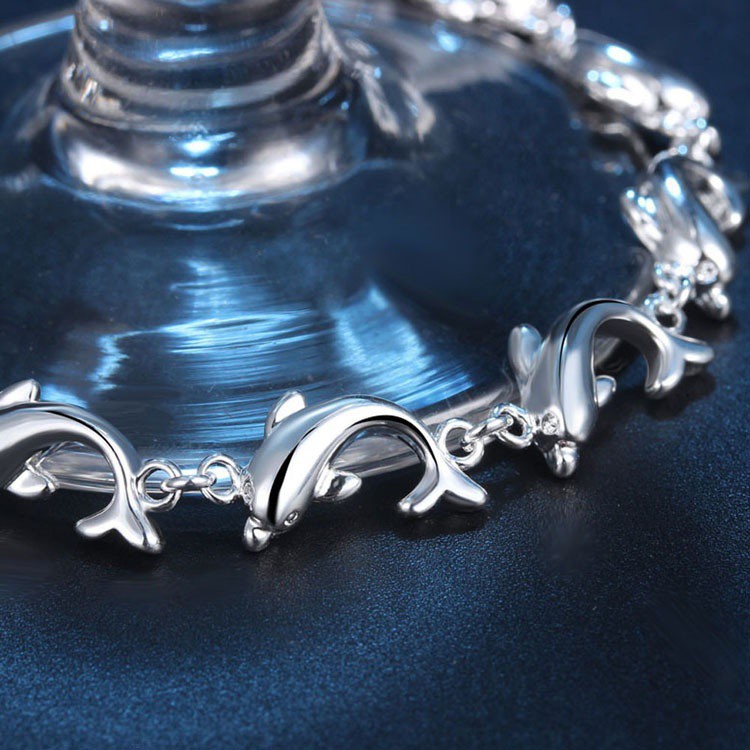 Vòng tay xi bạc hình cá heo