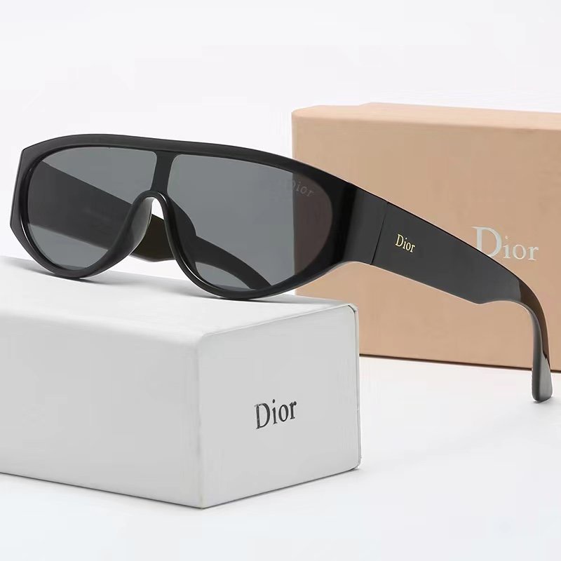 Dior_ 2021 Thời trang Hàn Quốc mới Clubmaster Kính râm nam nữ Xu hướng Cặp đôi Chụp ảnh Đường phố Trăm trang trí phù hợp Thời trang Du lịch Kỳ nghỉ Bảo vệ tia cực tím Kính râm đi biển