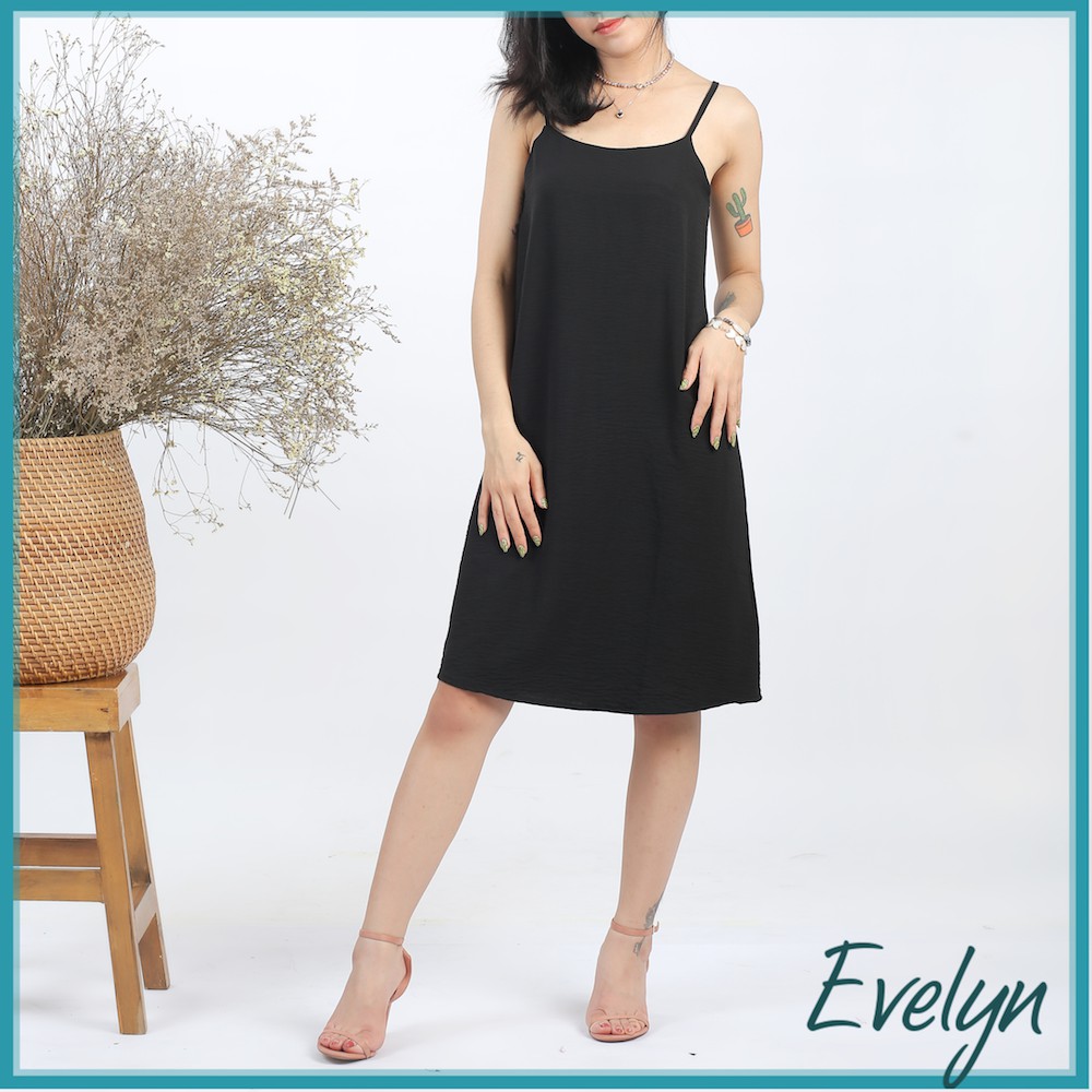 Váy 2 dây dáng dài Evelyn chất lụa basic đi biển dự tiệc New Arrival