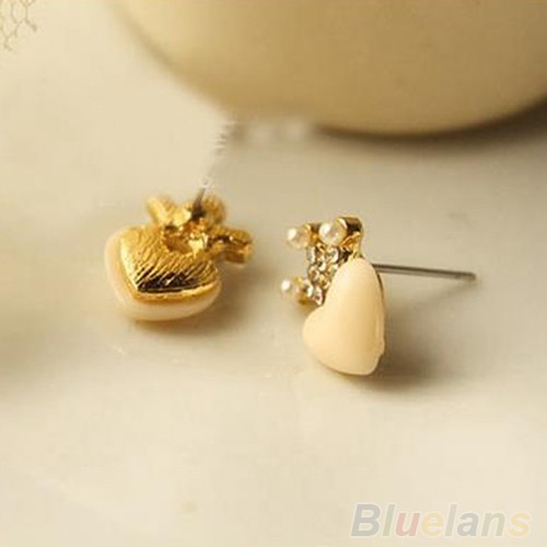1 Đôi Bông Tai Hình Vương Miện / Trái Tim Xinh Xắn Cho Nữ
