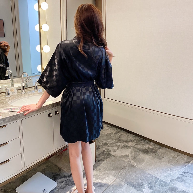 Áo Choàng Ngủ Kimono Bằng Lụa Lạnh Tay Lỡ Phong Cách Nhật Bản Mới Gợi Cảm Cho Nữ | BigBuy360 - bigbuy360.vn