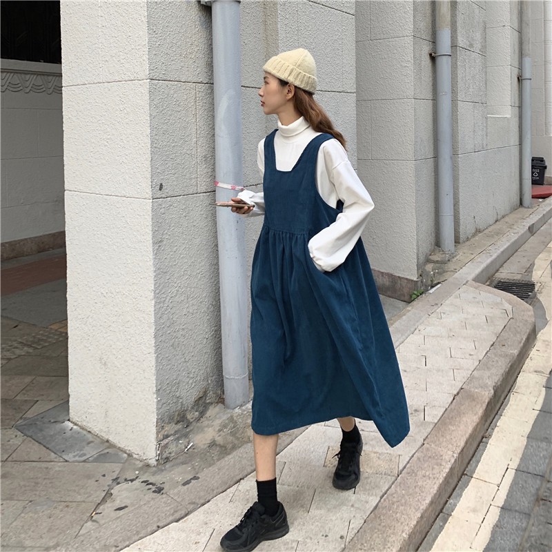Set Trang Phục ULZZANG Áo Dài Tay Cao Cổ Trắng + Váy Yếm Dáng Dài Vải Nhung Cho Nữ