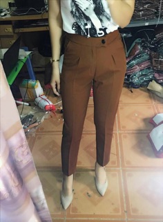 Quần baggy lệch gấu