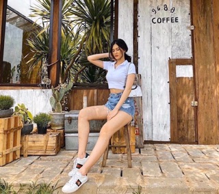 Áo Croptop Polo xám, đen, trắng