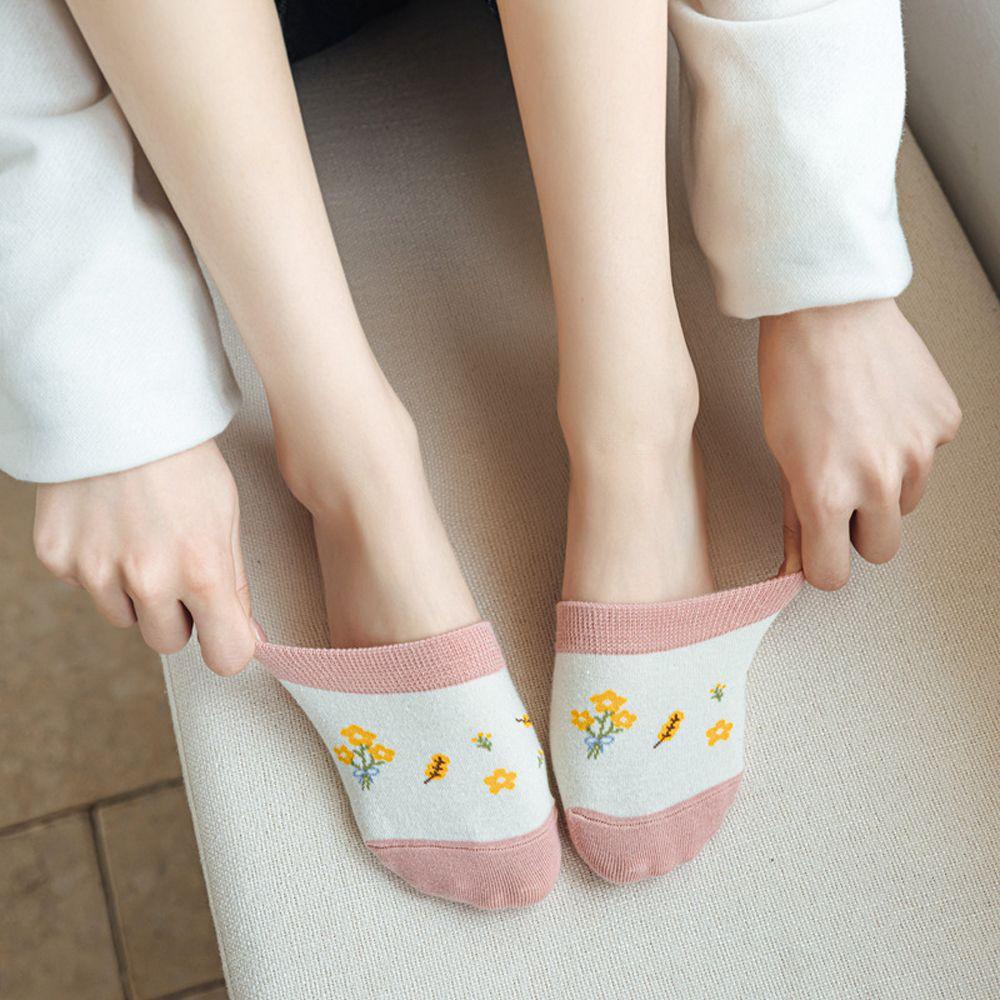 Đôi Vớ Bằng Vải Cotton Thoáng Khí In Hình Gấu Hoạt Hình Dành Cho Nữ