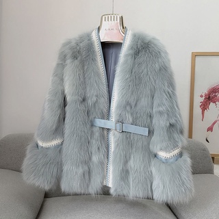 The coat of the blue fox, the young Korean style for the female.