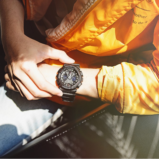 Đồng hồ Nam Casio G-shock GA-120-1ADR Chính hãng - Chống nước 20 ATM - Tuổi thọ pin 7 năm bảo hành quốc tế 12 tháng | BigBuy360 - bigbuy360.vn