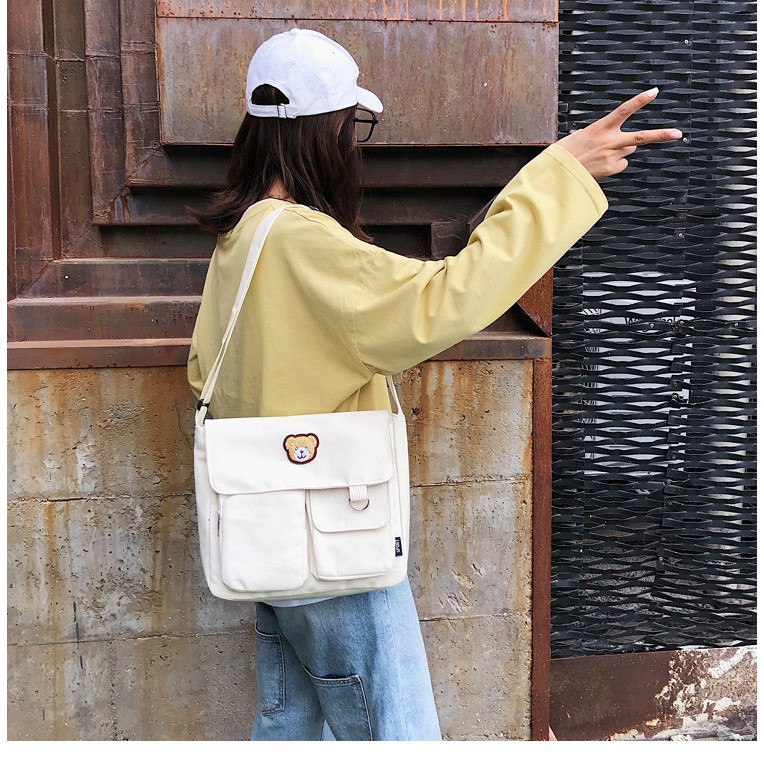 [SALE] Túi vải đeo chéo Ulzzang gấu nhiều ngăn vừa A4 T20 | BigBuy360 - bigbuy360.vn