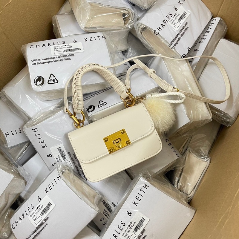 Túi ck hàng chuẩn xuất