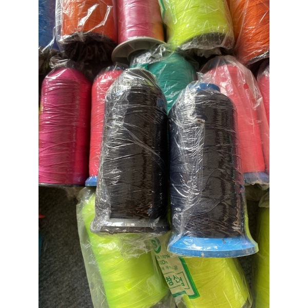 Chỉ quấn sáo nhiều màu