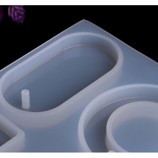 Khuôn silicone làm móc khóa resin