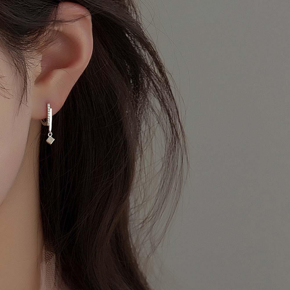 Bông Tai Dạng Vòng Đính Hạt Đơn Giản Thời Trang Hàn Quốc Cho Nữ