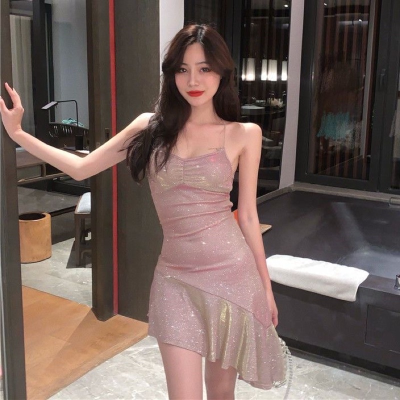 Váy đuôi cá kim tuyến lấp lánh kiêu xa sexy phù hợp đi tiệc cho chị em