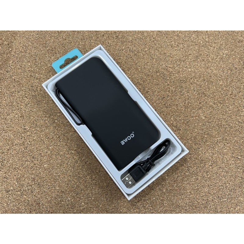 Sạc Dự Phòng Bwoo P25 10000 mAh tích hợp cáp Lightning