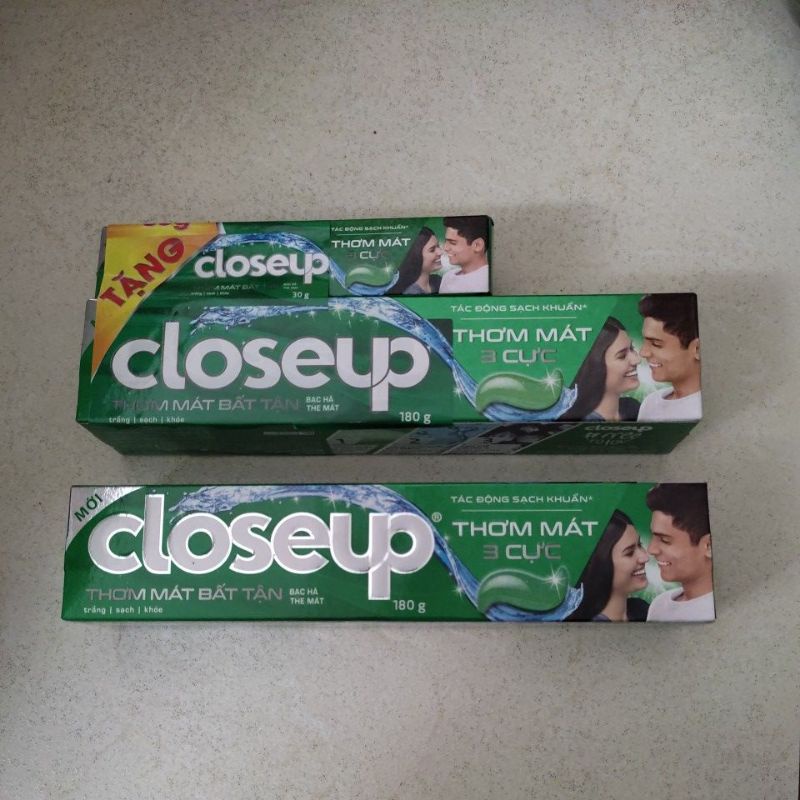 KEM ĐÁNH RĂNG CLOSEUP BẠC HÀ 180G